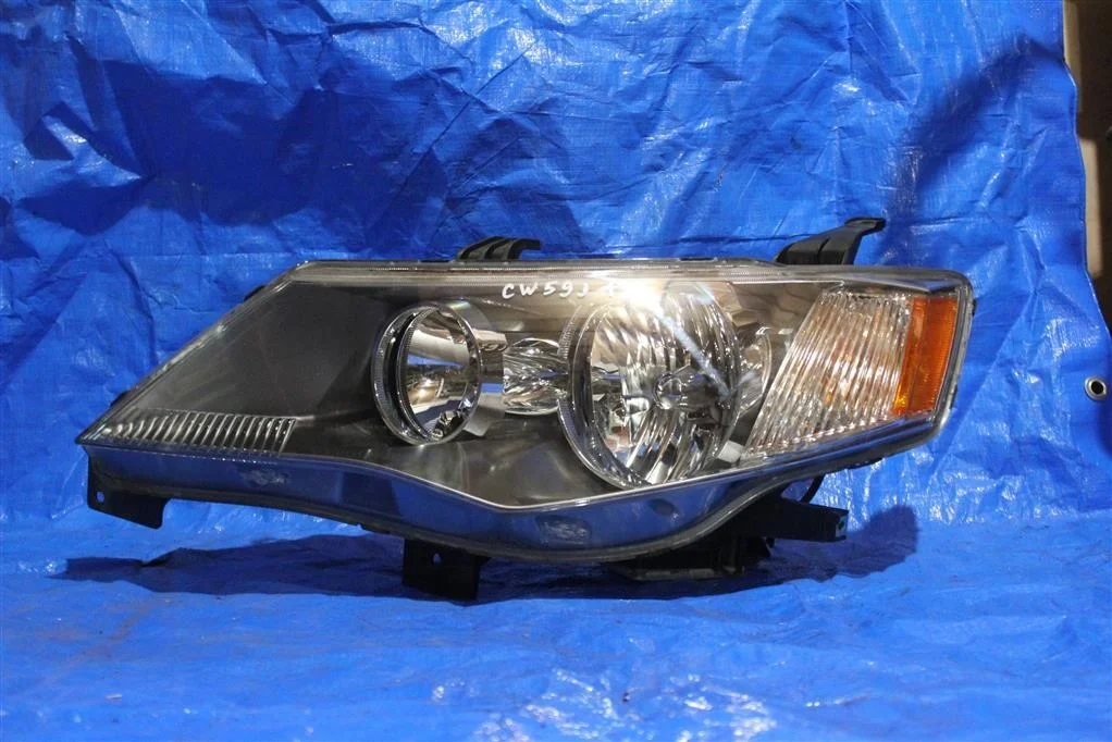 Б.у. фара MITSUBISHI OUTLANDER XL CW5W MITSUBISHI OUTLANDER XL CW5W 4B12 2006