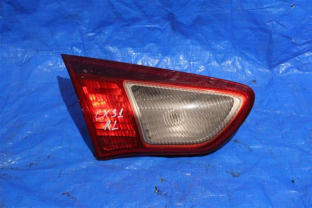 Б.у. фонарь внутренний MITSUBISHI LANCER CX3A MITSUBISHI LANCER CX3A 4B10 2009