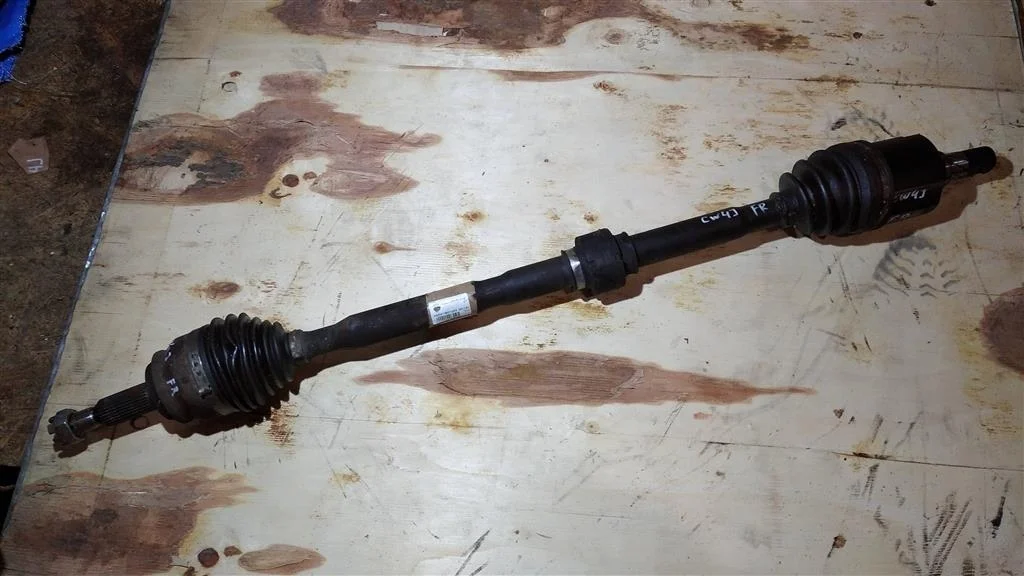 Б.у. привод MITSUBISHI OUTLANDER XL CW4W MITSUBISHI OUTLANDER XL CW4W 4B11 2010