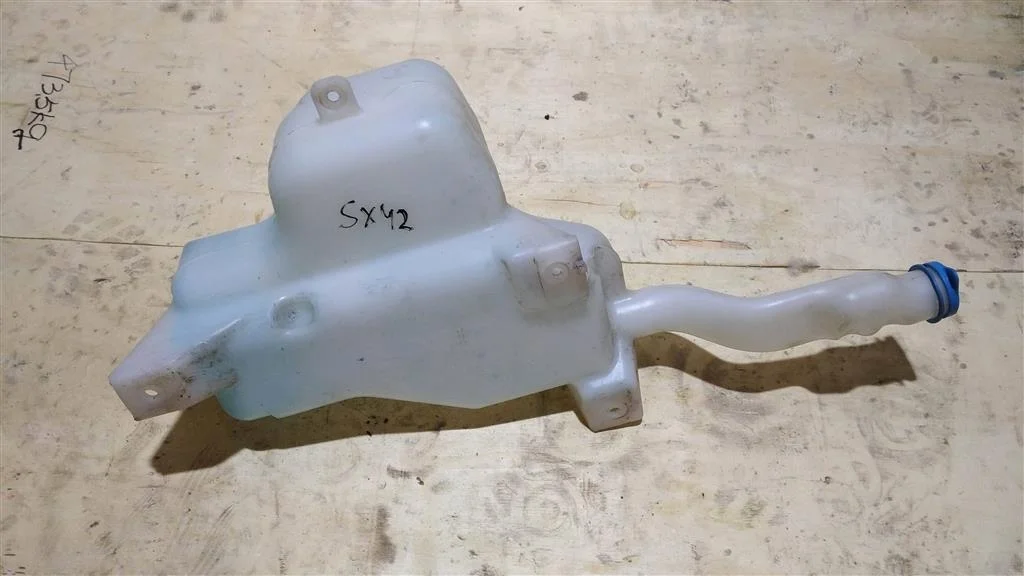 Б.у. бачок омывателя SUZUKI SX4 YA11S SUZUKI SX4 YA11S M16A 2006