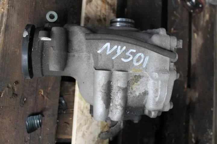 Б.у. редуктор NISSAN FUGA PY50 NISSAN FUGA PY50 VQ35DE 2004