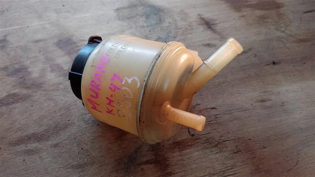 Б.у. бачок гидроусилителя NISSAN MURANO Z50 NISSAN MURANO Z50 VQ35DE 2005