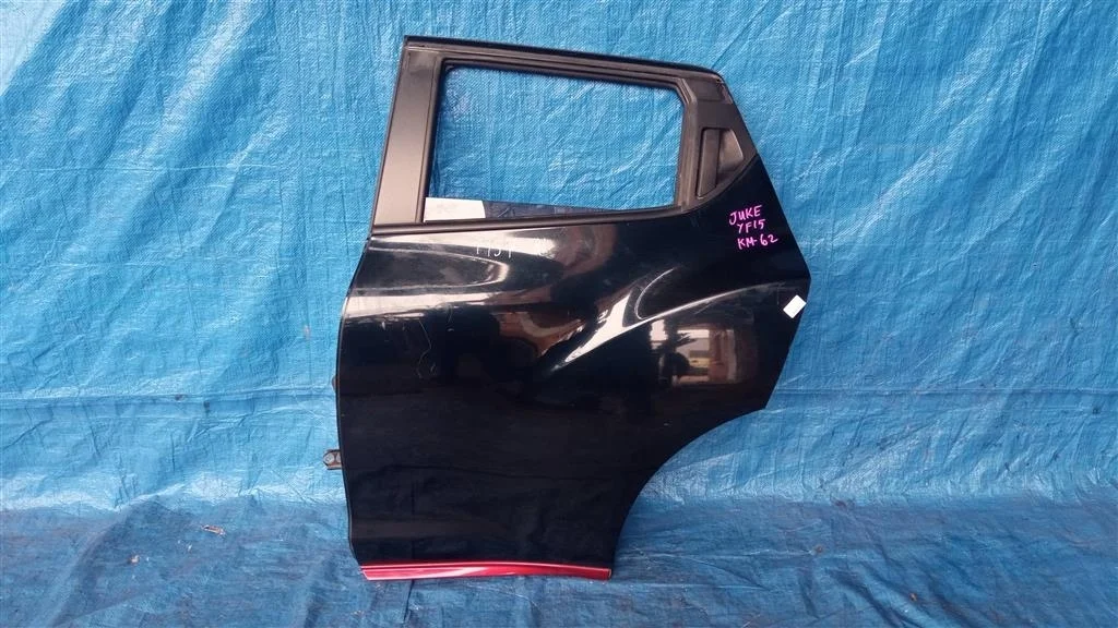 Б.у. дверь NISSAN JUKE F15E NISSAN JUKE F15E HR15 2013