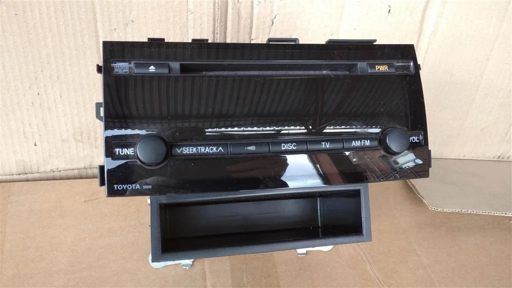 Б.у. магнитола (праворуль) TOYOTA PRIUS NHW20 TOYOTA PRIUS NHW20 1NZ 2005