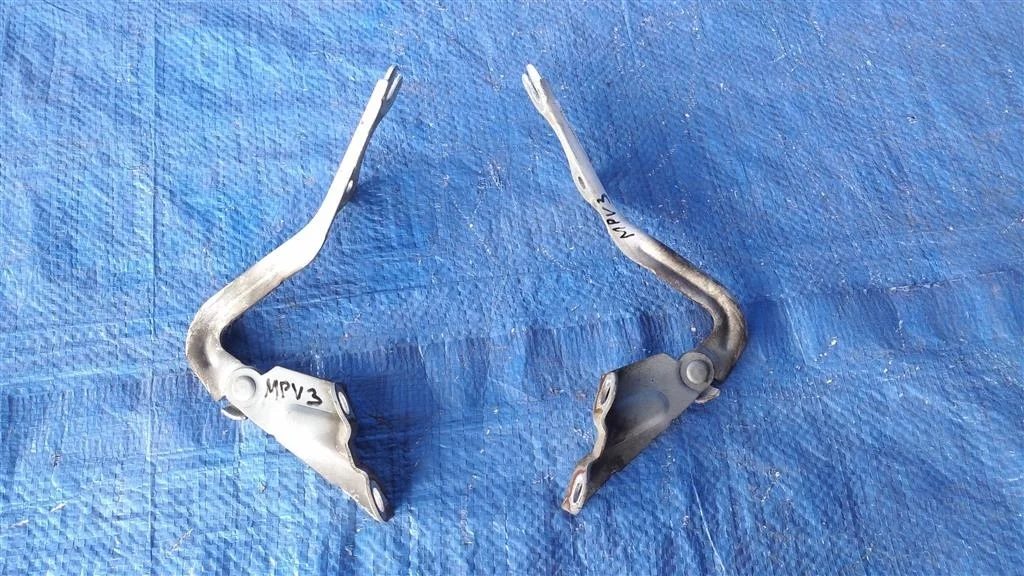 Б.у. петля капота (2шт) MAZDA MPV LW MAZDA MPV LW L3 2004