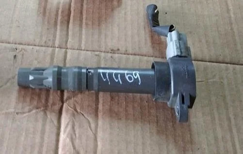 Б.у. катушка зажигания MITSUBISHI GRANDIS NA4W MITSUBISHI GRANDIS NA4W 4G69 2004