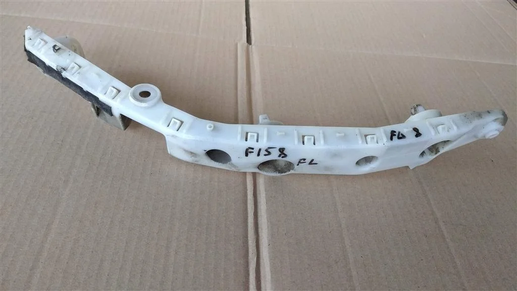 Б.у. крепление бампера перед NISSAN JUKE F15E NISSAN JUKE F15E HR16 2011