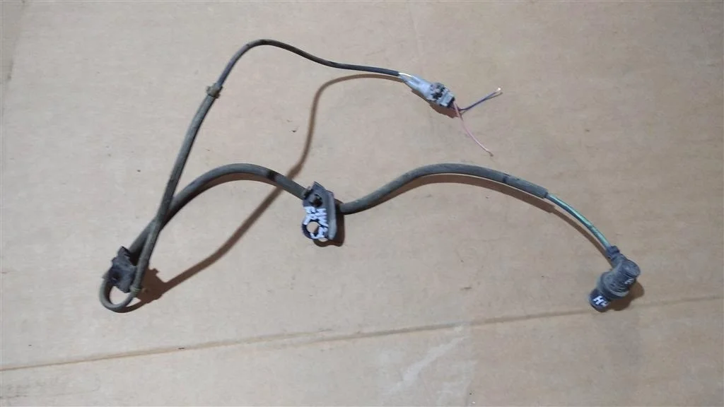 Б.у. датчик abs TOYOTA PRIUS NHW20 TOYOTA PRIUS NHW20 1NZ-FXE 2005