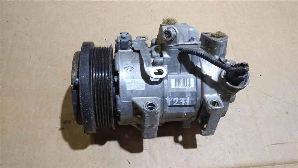 Б.у. компрессор кондиционера TOYOTA AVENSIS ZRT270 TOYOTA AVENSIS ZRT270 3ZRFAE 2011