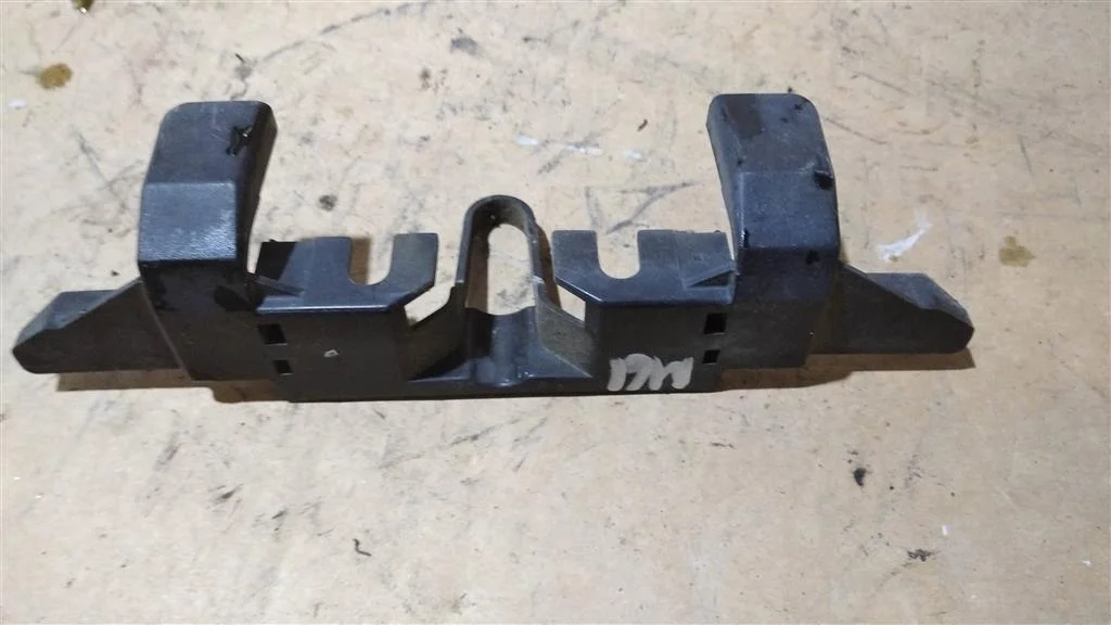 Б.у. кожух замка капота MAZDA MAZDA 6 GH MAZDA MAZDA 6 GH LF-VD 2010