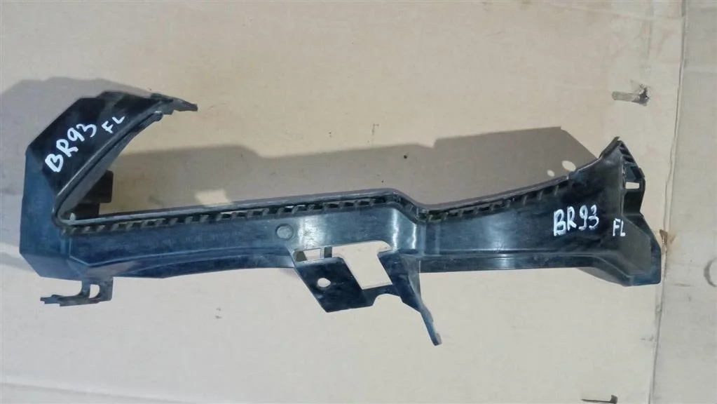 Б.у. кронштейн фары SUBARU LEGACY/ OUTBACK B14 SUBARU LEGACY/ OUTBACK B14 EJ253 2010-2012