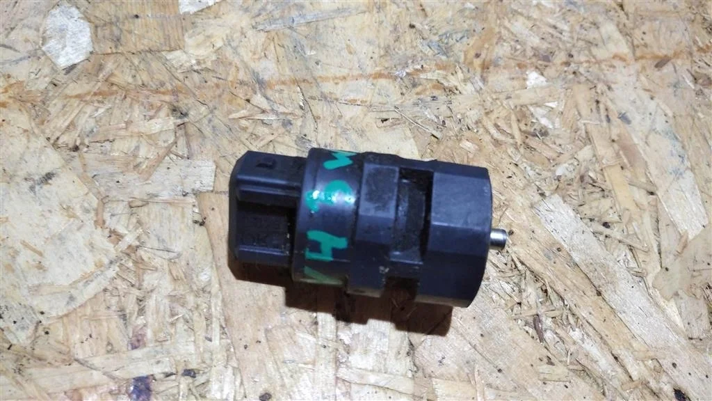 Б.у. датчик скорости MITSUBISHI PAJERO V43W MITSUBISHI PAJERO V43W  1990-2004