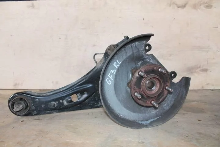 Б.у. рычаг продольный MITSUBISHI OUTLANDER GF3W MITSUBISHI OUTLANDER GF3W 4B11 2015