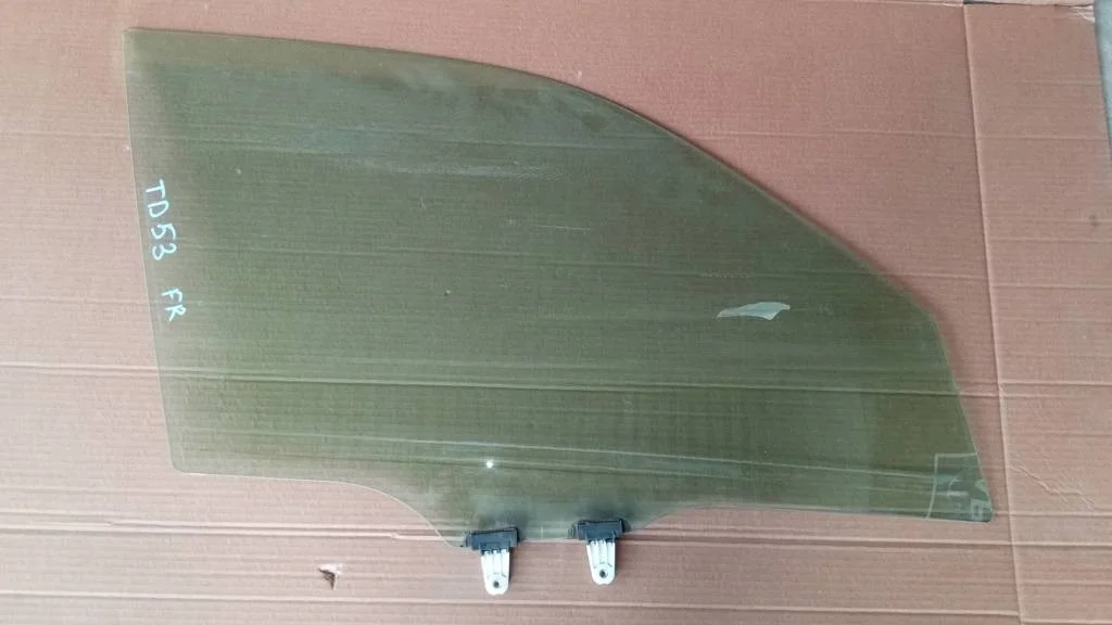 Б.у. стекло двери SUZUKI GRAND VITARA JB420 SUZUKI GRAND VITARA JB420 J20A 2007