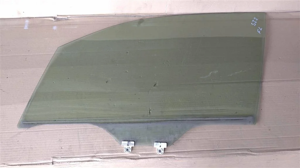 Б.у. стекло двери SUBARU FORESTER S13 SUBARU FORESTER S13 FB25 2015