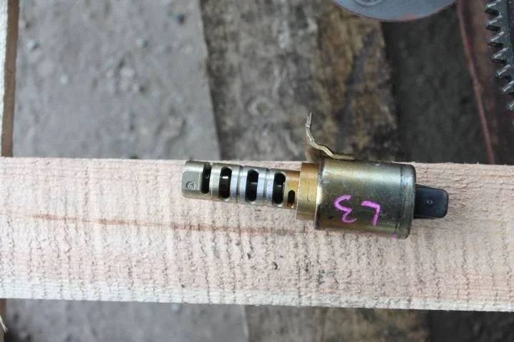 Б.у. клапан vvti MAZDA MPV LY MAZDA MPV LY L3 2008