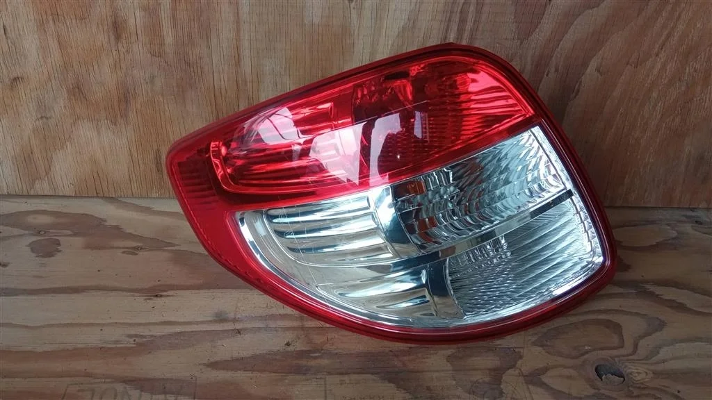 Б.у. фонарь наружный SUZUKI SX4 YA11S SUZUKI SX4 YA11S M16A 2008