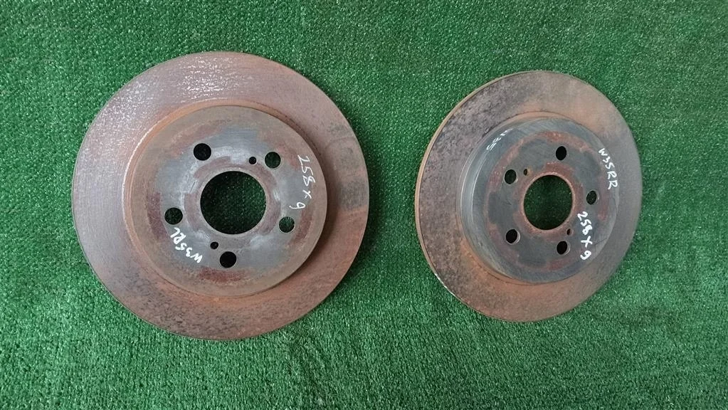 Б.у. диск тормозной (пара) TOYOTA PRIUS ZVW30 TOYOTA PRIUS ZVW30 2ZRFXE 2009