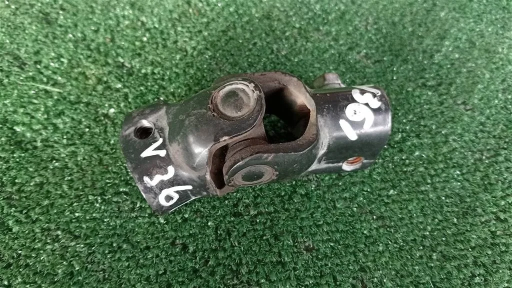 Б.у. карданчик рулевой NISSAN SKYLINE V36 NISSAN SKYLINE V36 VQ25HR 2010