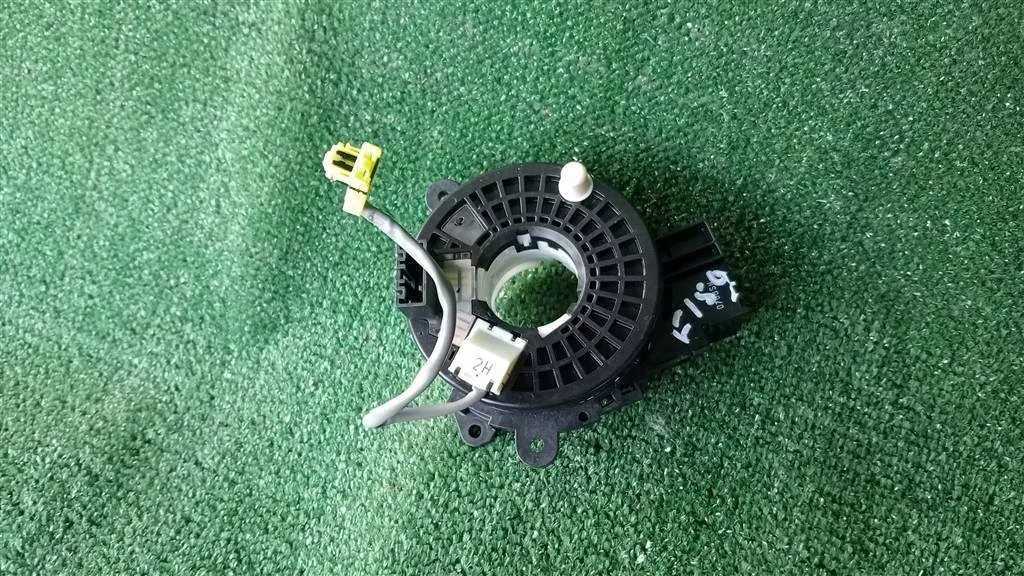 Б.у. шлейф рулевой NISSAN JUKE F15E NISSAN JUKE F15E HR16 2010