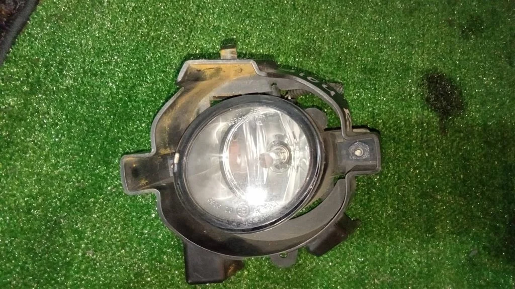 Б.у. фара противотуманная NISSAN QASHQAI J10 NISSAN QASHQAI J10 MR20DE 2010