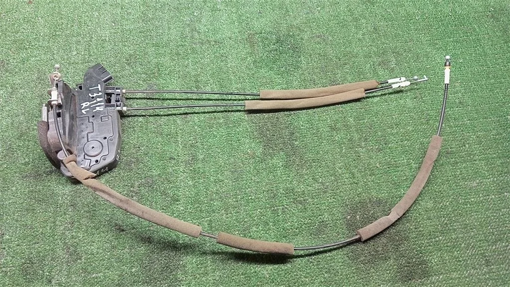 Б.у. замок двери NISSAN X-TRAIL T31 NISSAN X-TRAIL T31 QR25 2007