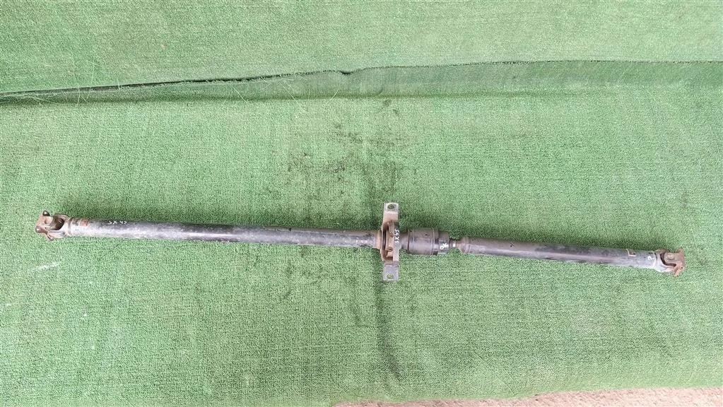 Б.у. карданный вал SUZUKI SX4 YA11S SUZUKI SX4 YA11S M15A 2006