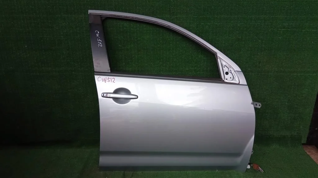 Б.у. дверь MITSUBISHI OUTLANDER XL CW5W MITSUBISHI OUTLANDER XL CW5W 4B12 2010