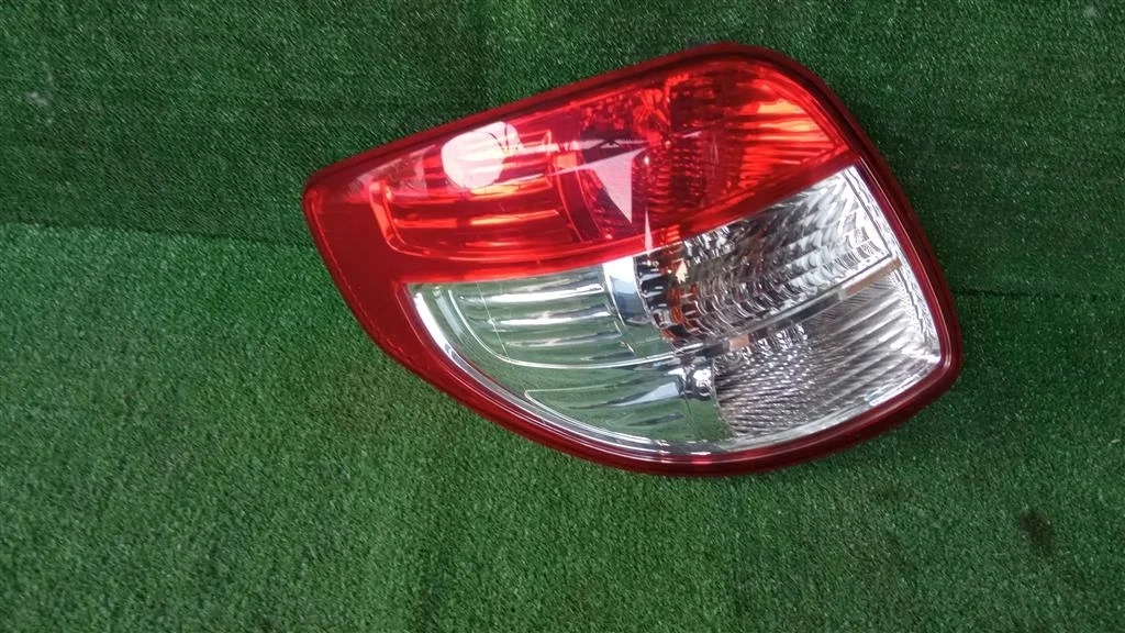 Б.у. фонарь наружный SUZUKI SX4 YA11S SUZUKI SX4 YA11S M15A 2006