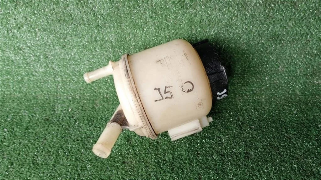 Б.у. бачок гидроусилителя INFINITI QX50 J50 INFINITI QX50 J50 VQ37VHR 2010