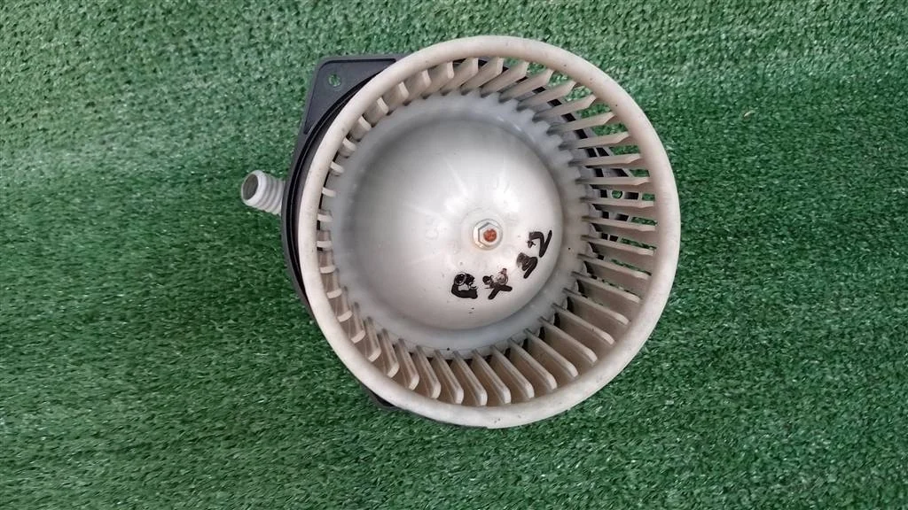 Б.у. мотор печки MITSUBISHI LANCER CX3A MITSUBISHI LANCER CX3A 1.8 2011