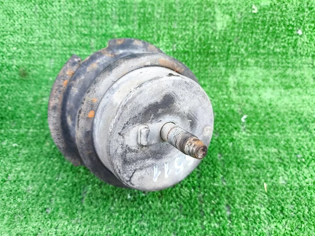 Б.у. опора двигателя INFINITI QX70 S51 INFINITI QX70 S51 5.0 2008