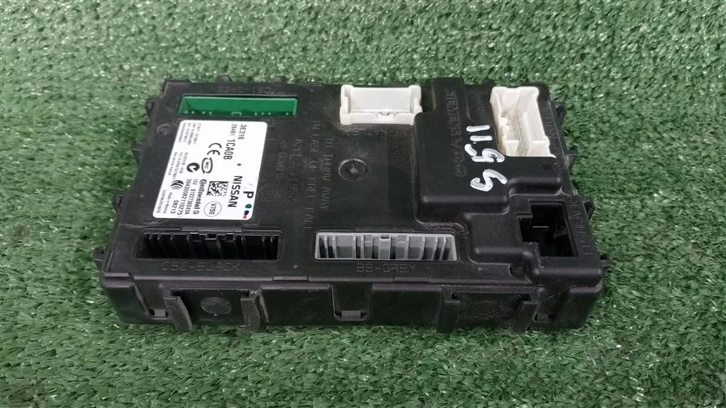 Б.у. блок комфорта INFINITI QX70 S51 INFINITI QX70 S51 5.0 2008