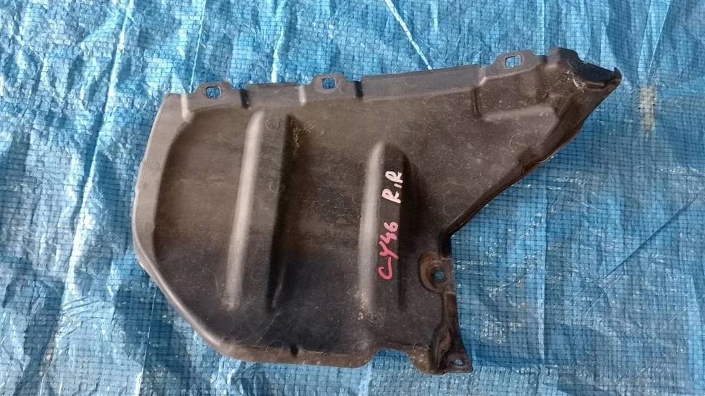 Б.у. пыльник бампера MITSUBISHI LANCER CY4A MITSUBISHI LANCER CY4A 2.0 2008