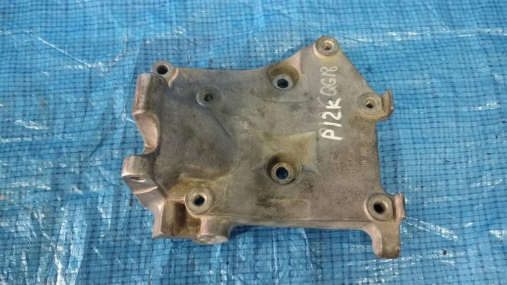 Б.у. кронштейн кондиционера NISSAN PRIMERA P12 NISSAN PRIMERA P12 1.8 2005