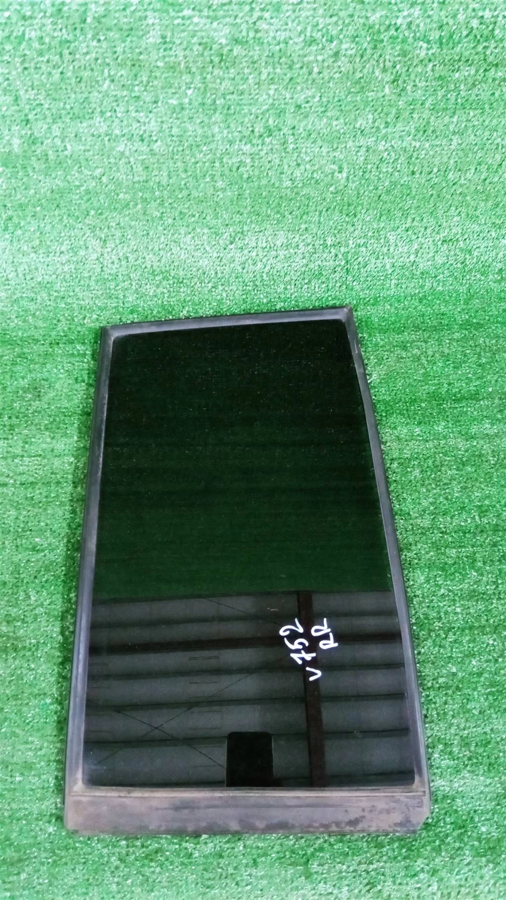 Б.у. форточка двери MITSUBISHI PAJERO V75W MITSUBISHI PAJERO V75W 3.5 2000