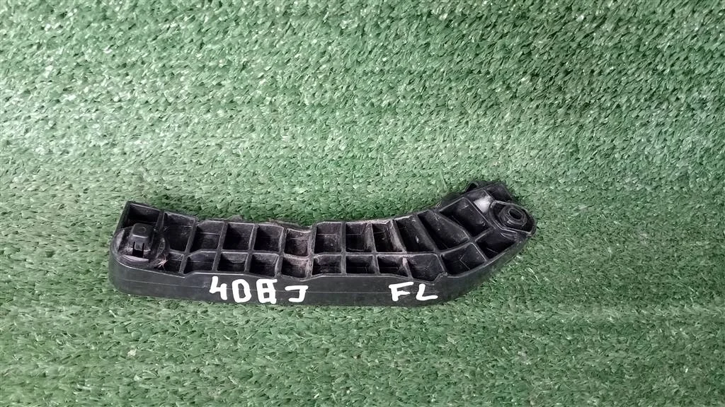 Б.у. крепление бампера перед TOYOTA CAMRY V40 ACV40 TOYOTA CAMRY V40 ACV40 2.4 2011