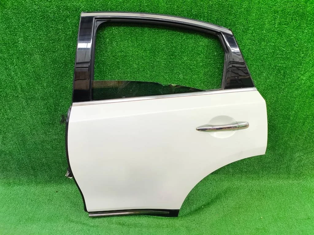 Б.у. дверь INFINITI QX70 S51 INFINITI QX70 S51 5.0 2008