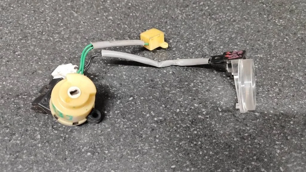 Б.у. контактная группа MITSUBISHI AIRTREK CU5W MITSUBISHI AIRTREK CU5W 4G69 2005