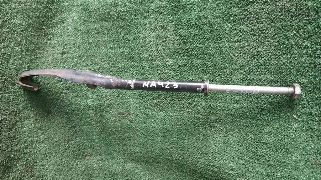 Б.у. крепление запаски MITSUBISHI GRANDIS NA4W MITSUBISHI GRANDIS NA4W 4G69 2003