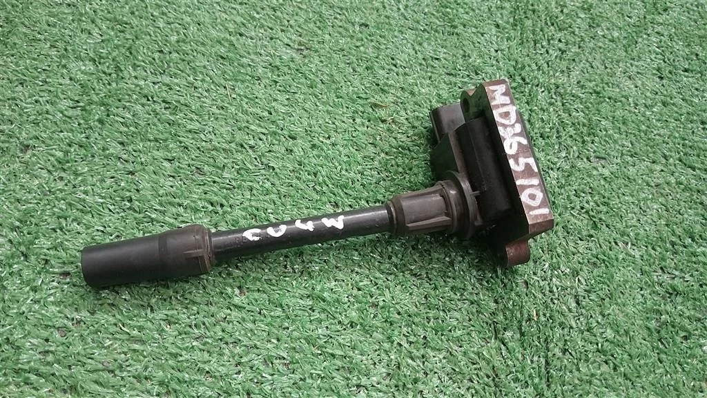 Б.у. катушка зажигания MITSUBISHI AIRTREK CU4W MITSUBISHI AIRTREK CU4W 4G64GDI 2002