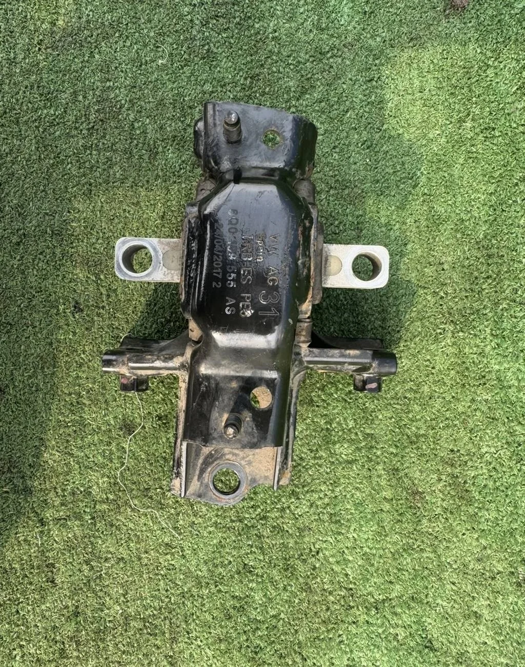 Б.у. опора двигателя SKODA RAPID SKODA RAPID