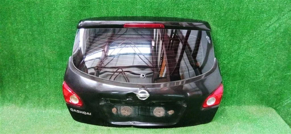 Б.у. дверь багажника NISSAN QASHQAI J10 NISSAN QASHQAI J10 2.0 2007
