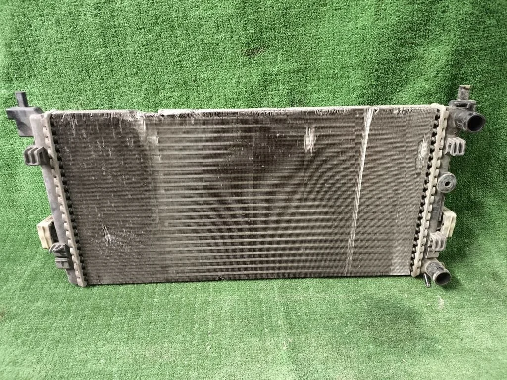 Б.у. радиатор охлаждения SKODA RAPID SKODA RAPID  CWVB