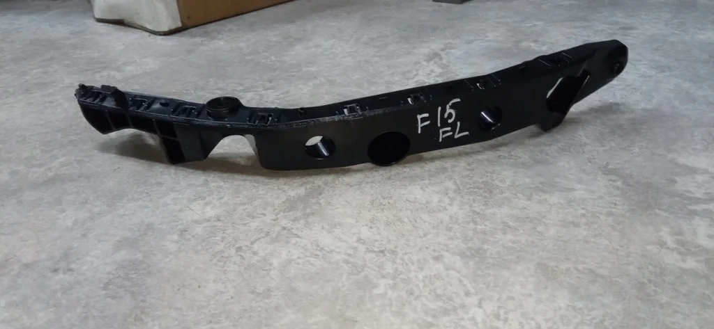 Б.у. крепление бампера перед NISSAN JUKE F15E NISSAN JUKE F15E HR16 2010-