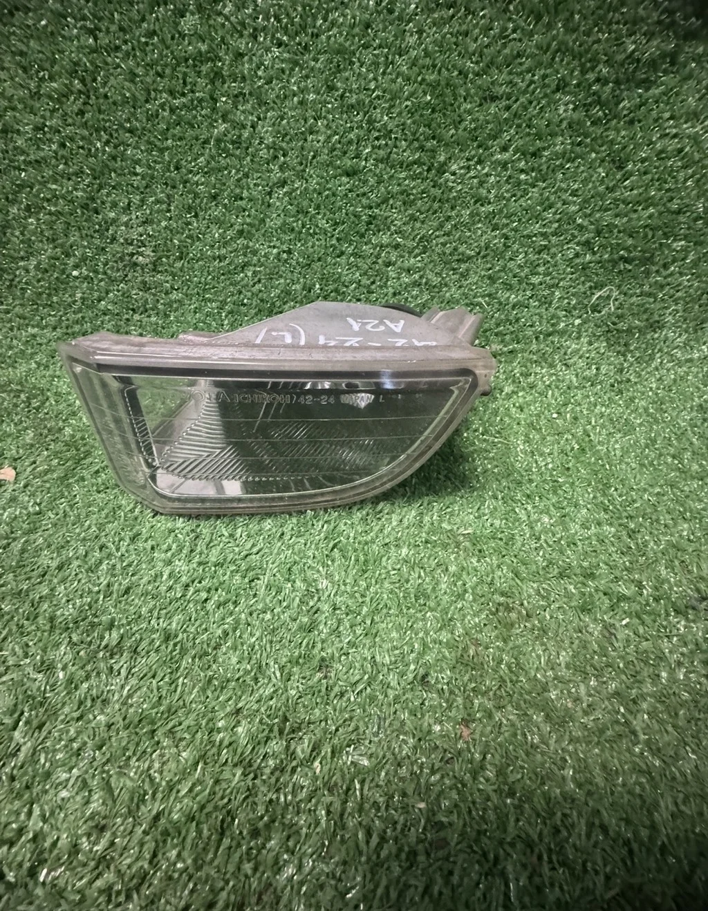 Б.у. фара противотуманная TOYOTA RAV4 ACA20 TOYOTA RAV4 ACA20 1AZ 2001