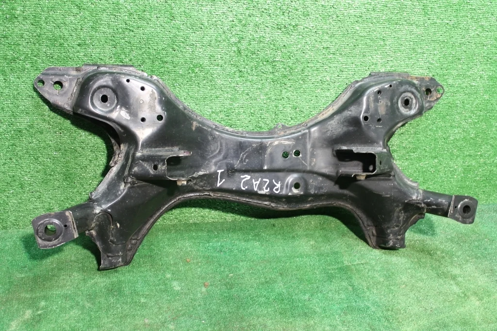 Б.у. балка под двс TOYOTA RAV4 ACA20 TOYOTA RAV4 ACA20 2.0 2003