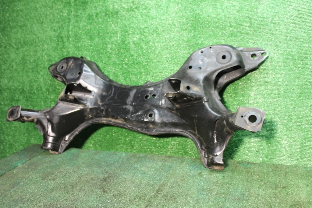 Б.у. балка под двс TOYOTA RAV4 ACA20 TOYOTA RAV4 ACA20 2.0 2003