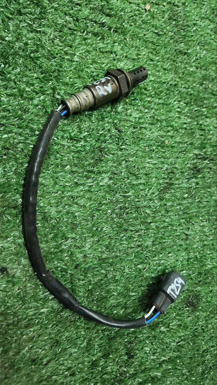 Б.у. датчик кислорода TOYOTA AVENSIS AZT251 TOYOTA AVENSIS AZT251 2AZFSE 2006