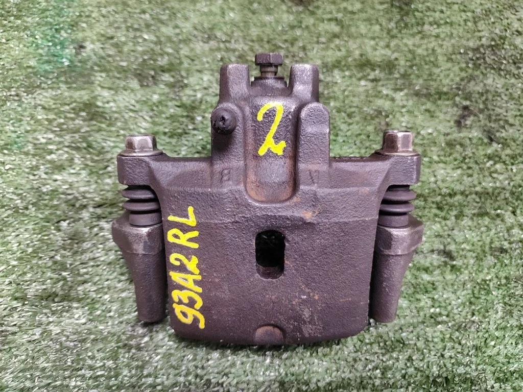 Б.у. суппорт MITSUBISHI PAJERO V93W MITSUBISHI PAJERO V93W 3.0 2007